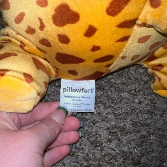 cheetah pillowfort weighted animal - Picture 3 of 7